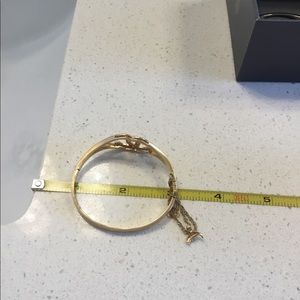 18k yellow gold bangles and real diamonds